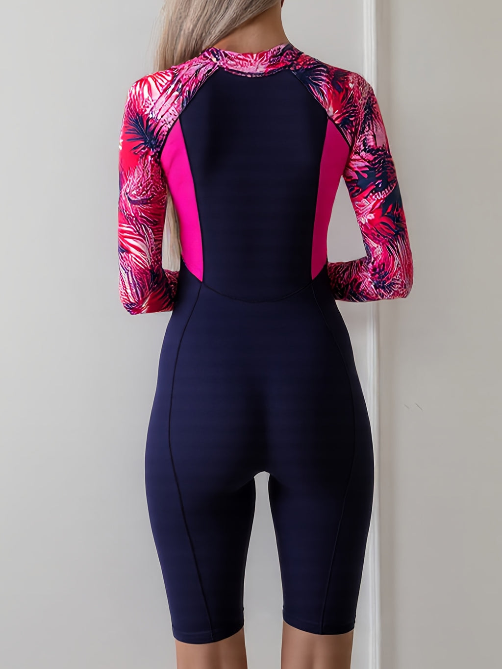 Colorblock Long Sleeves One-Piece Swimsuit Women, Zip Front Rash Guard Round Neck Tummy Control Bathing Suit, Women's Swimwear & Clothing