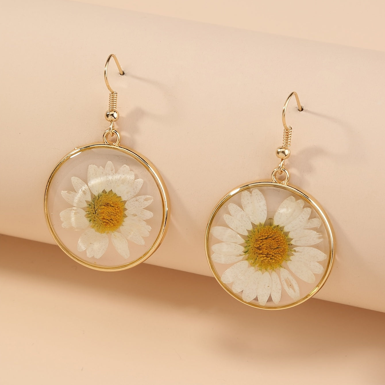 Nickle-Free Copper Dangle Earrings - Nooxian Elegant White Chrysanthemum - Boho Vacation Style with Golden-Tone Finish, Perfect for Everyday & Getaways
